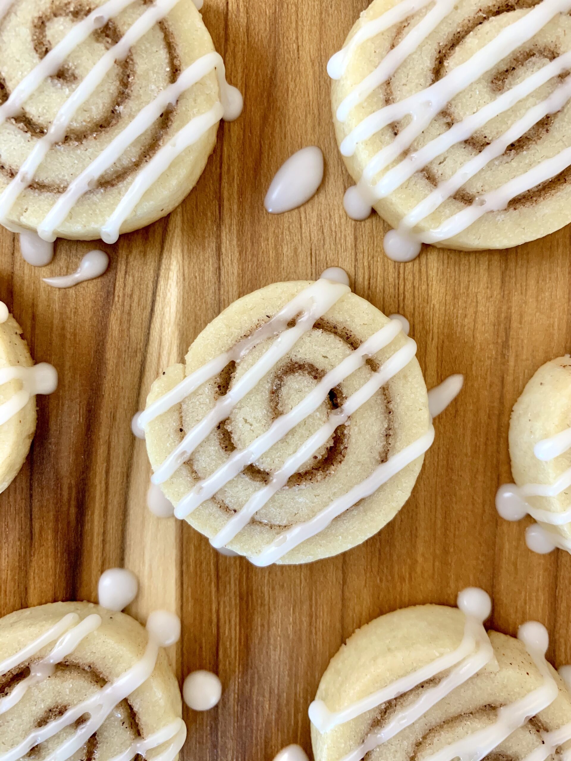 cinnamon roll cookies